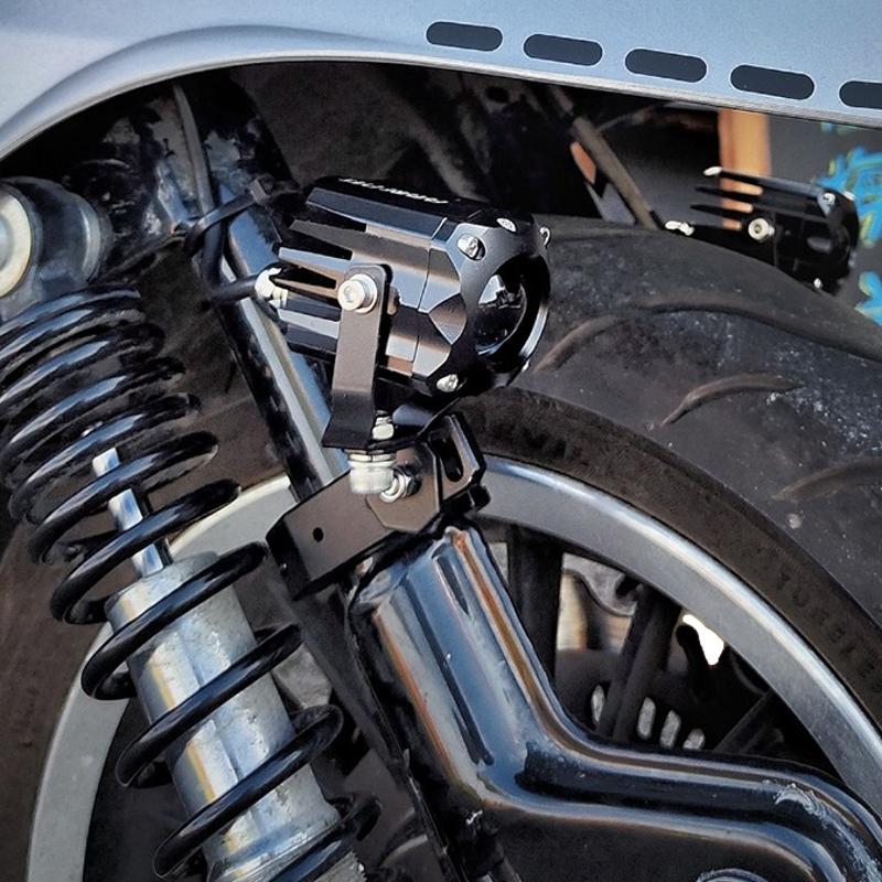 Feux additionnels moto stroboscopique | LUMITECH - LE PRATIQUE DU MOTARD