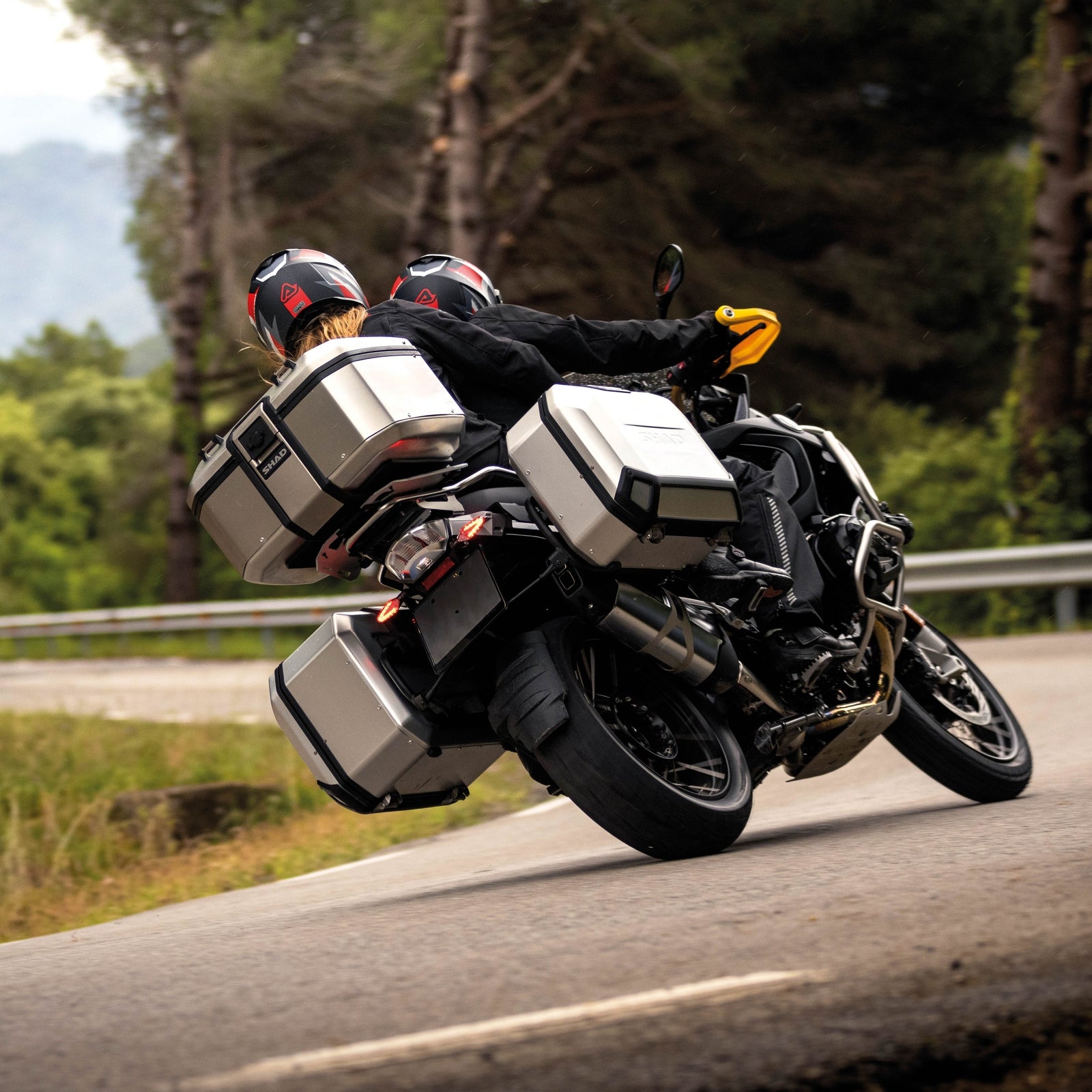 Top Case SHAD TR55 Terra — Top Case Adventure Aluminium 55L - LE PRATIQUE DU MOTARD