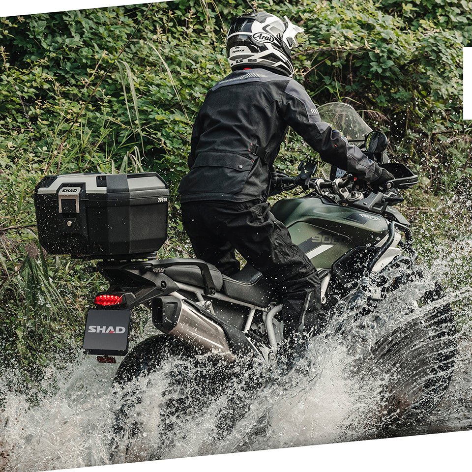 Top Case SHAD TR46 Terra — Top Case Adventure Aluminium 46L - LE PRATIQUE DU MOTARD