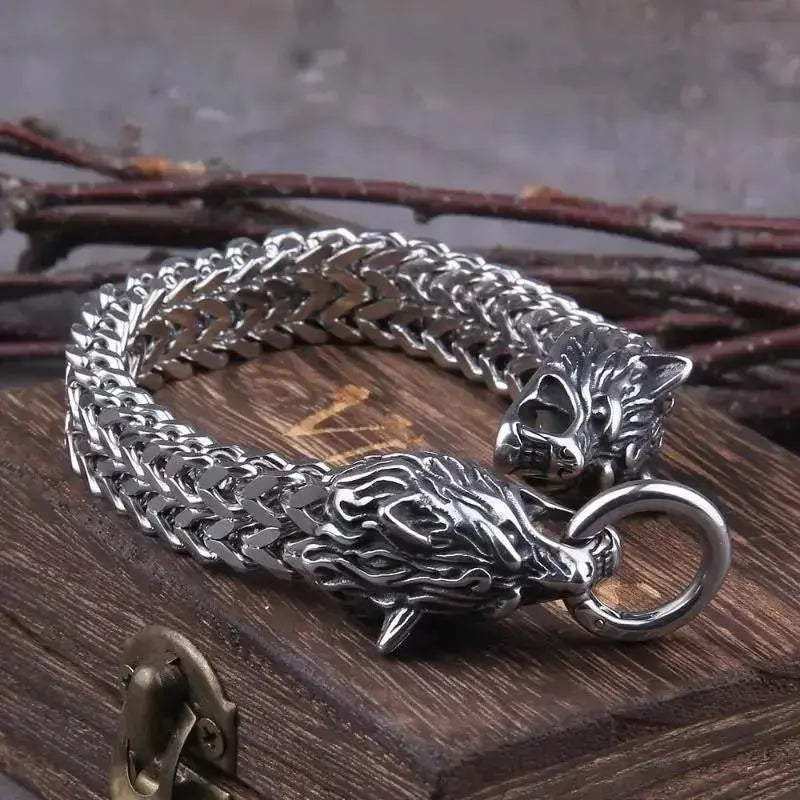 Bracelets Bikers tête de loup - Le Pratique du Motard