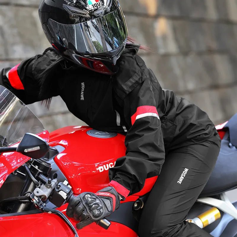 Tenue de Pluie Moto Intégrale | R - DEFENDER™ - LE PRATIQUE DU MOTARD