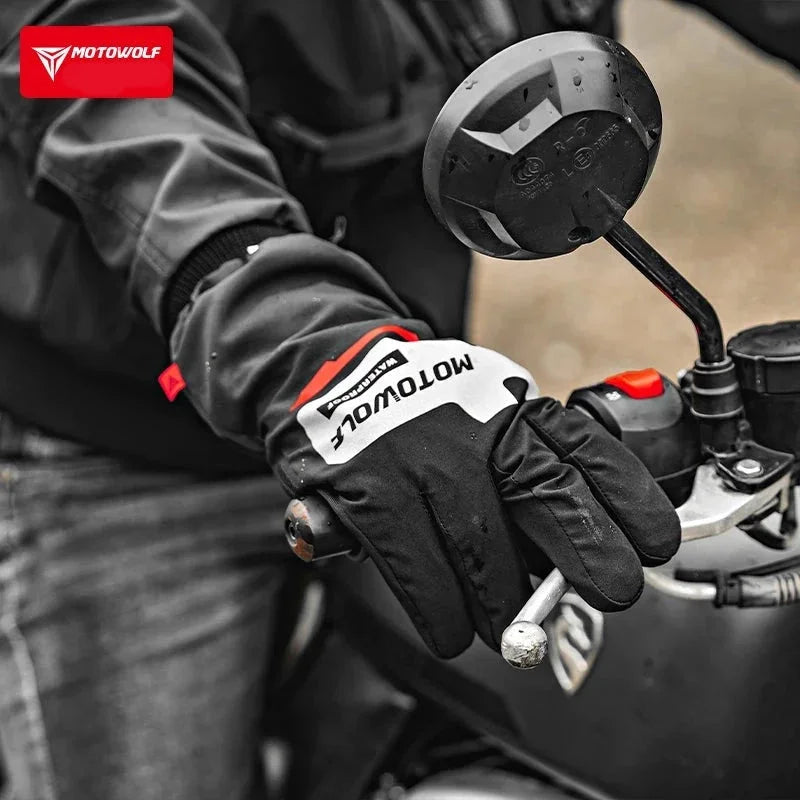 Sur gants pluie moto | CYCLONE - LE PRATIQUE DU MOTARD