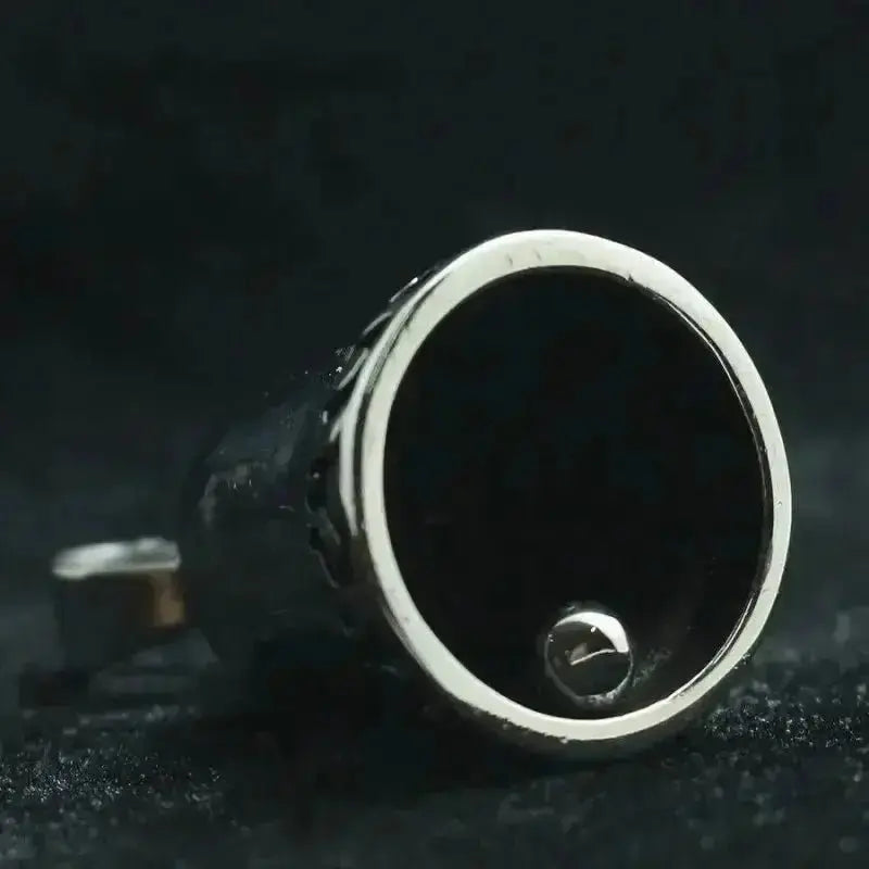 Cloche de moto unique "croix celtique" - Le Pratique du Motard