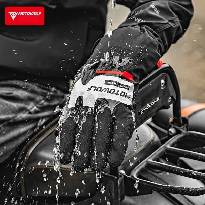 Sur gants pluie moto | CYCLONE - LE PRATIQUE DU MOTARD