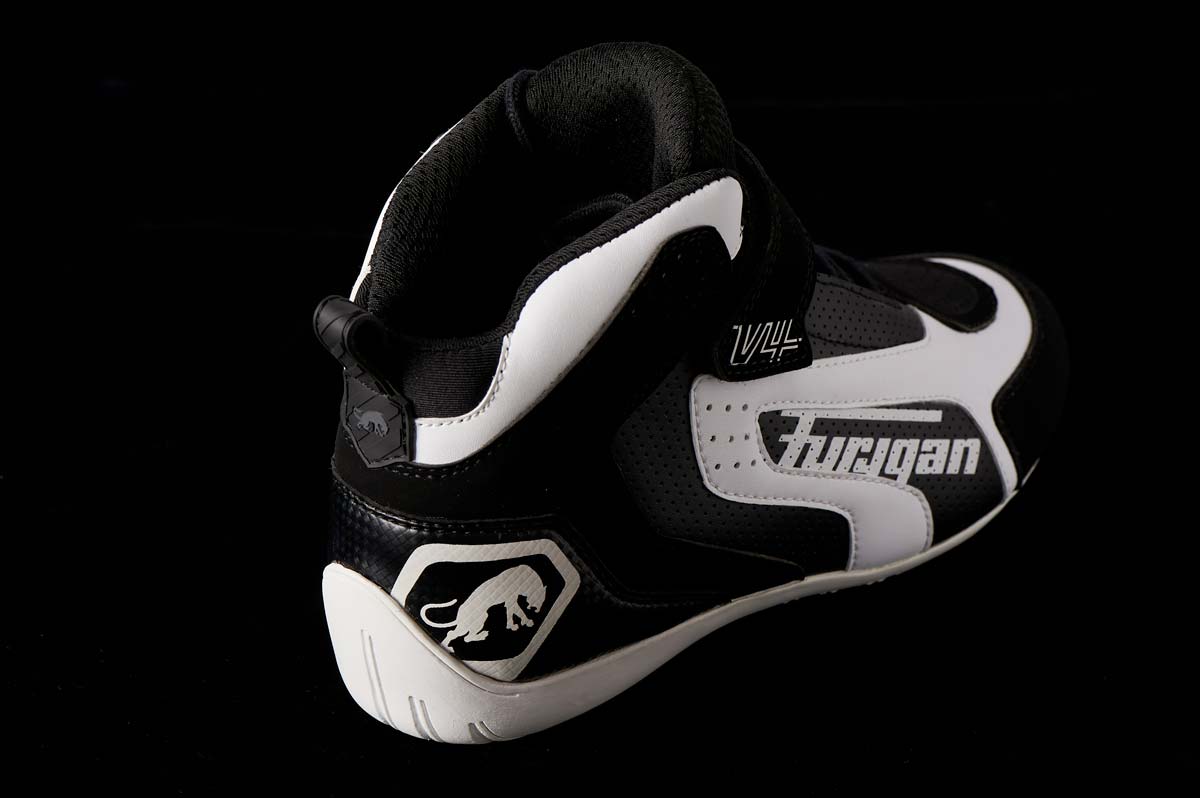 Chaussures Moto Furygan V4 VENTED — Homologué CE Noir - Blanc - LE PRATIQUE DU MOTARD