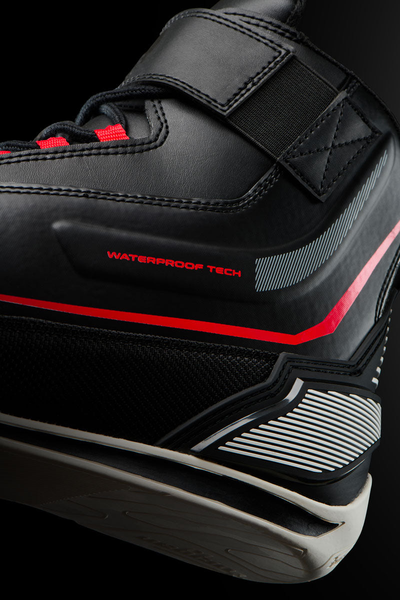 Chaussures Moto Homme Étanches | Furygan™ V5 D3O® WP Noir Blanc Rouge — détail