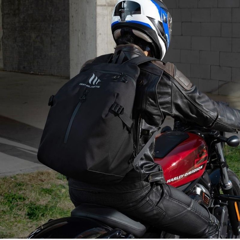 Sac à Dos Motard MT Helmets - LE PRATIQUE DU MOTARD