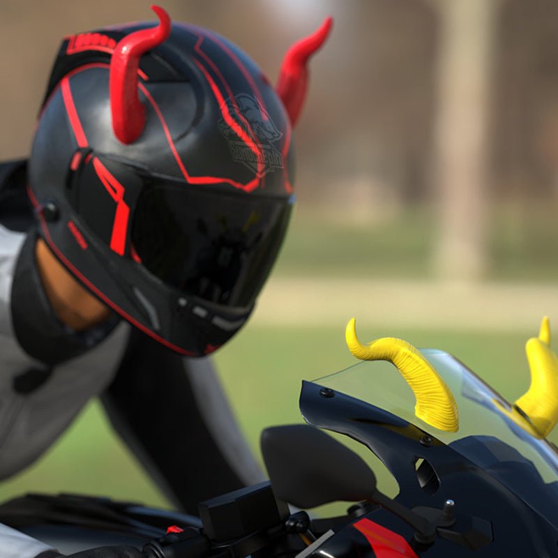 Corne de diable Rouge casque moto - LE PRATIQUE DU MOTARD