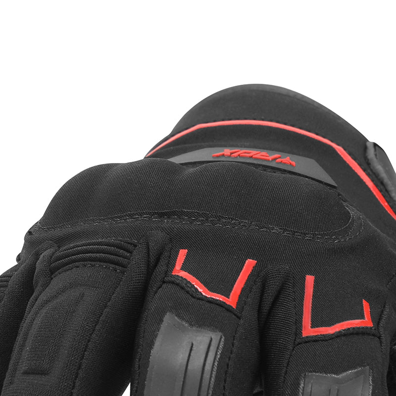 Gants moto hiver Detroit Noir/Rouge — gros plan des articulations et du liseré rouge