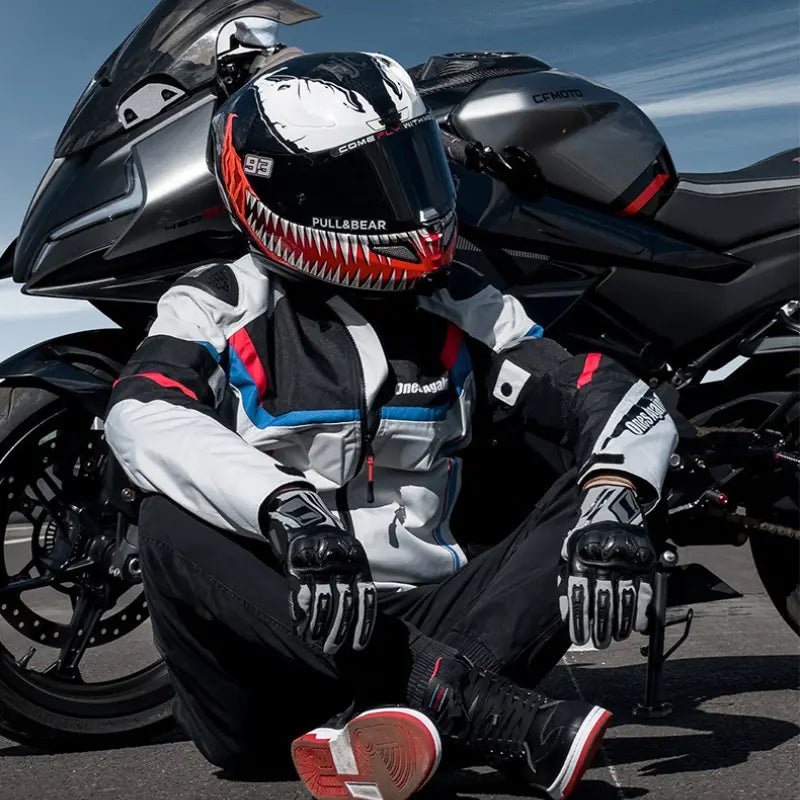 Gants Moto Homologués : CarbonRide™ Performance - LE PRATIQUE DU MOTARD