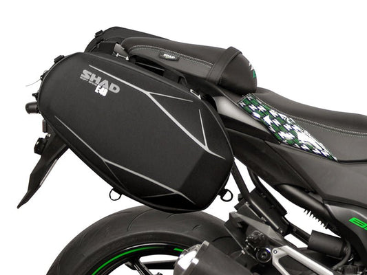 Fixation Se pour Sacoches Kawasaki Z800 - LE PRATIQUE DU MOTARD