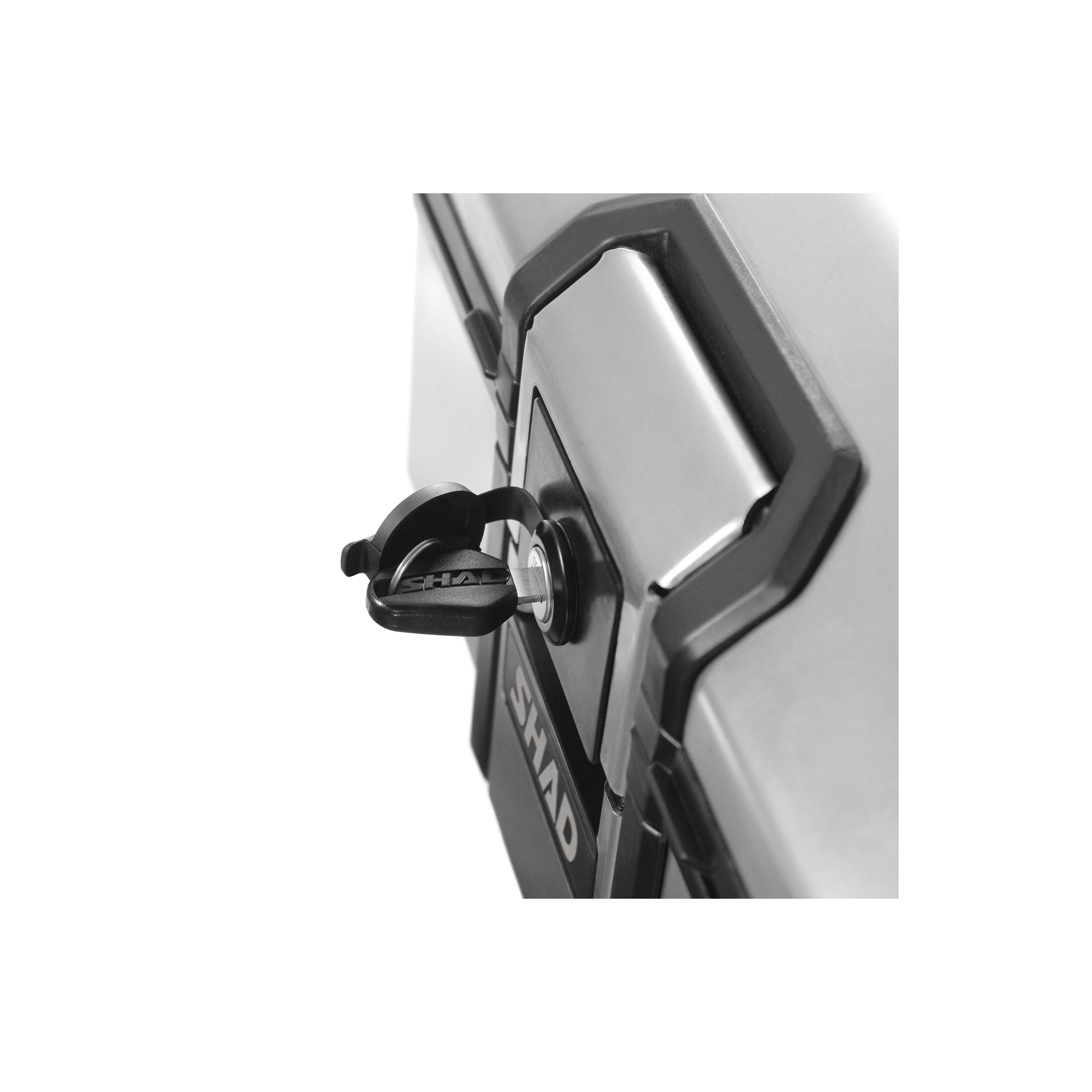 Top Case SHAD TR48 Terra — Top Case Adventure Aluminium 48L - LE PRATIQUE DU MOTARD