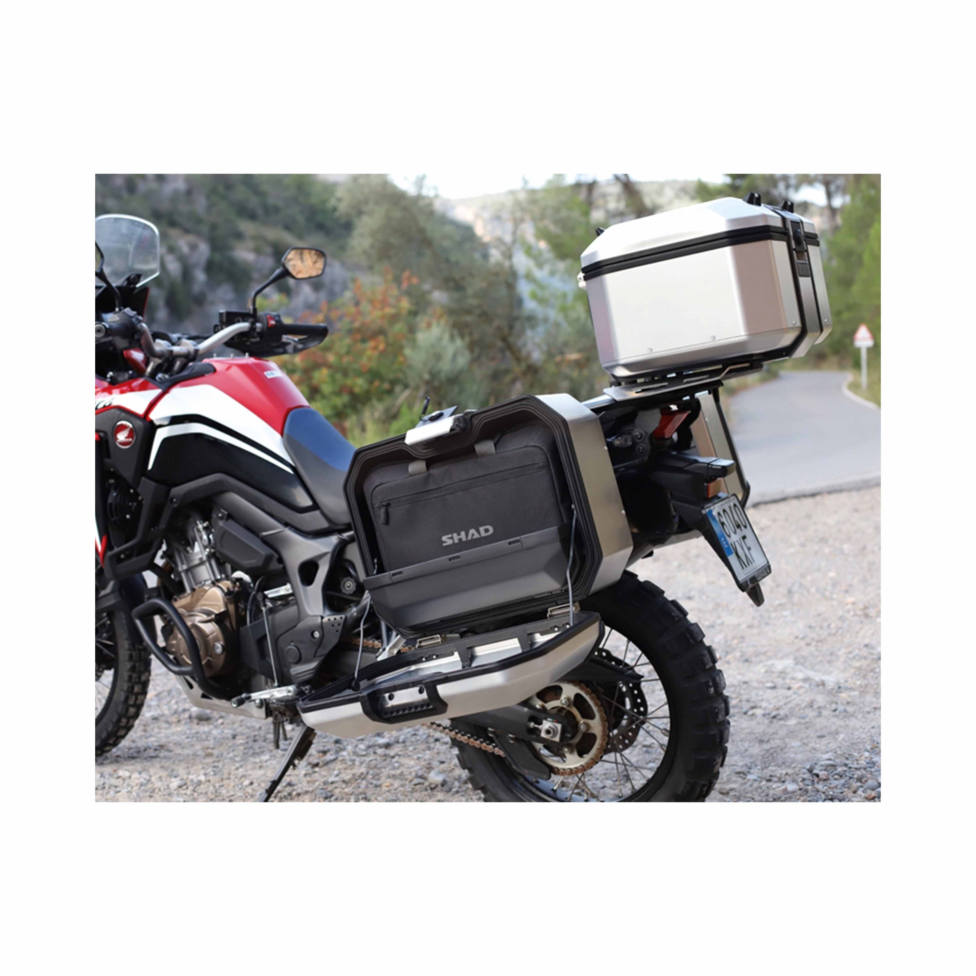Valise Latérale Gauche SHAD TR36L Terra — Sacoche Moto 36L Alu Adventure - LE PRATIQUE DU MOTARD