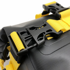 Sacoche moto crash bar 100% etanche 8L | BLINKMINDS™ - LE PRATIQUE DU MOTARD