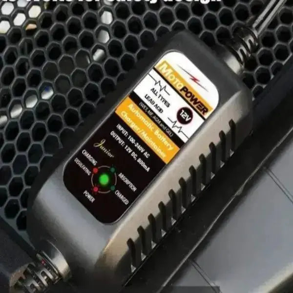 Chargeur de batterie AUTO/MOTO 12V - Le Pratique du Motard