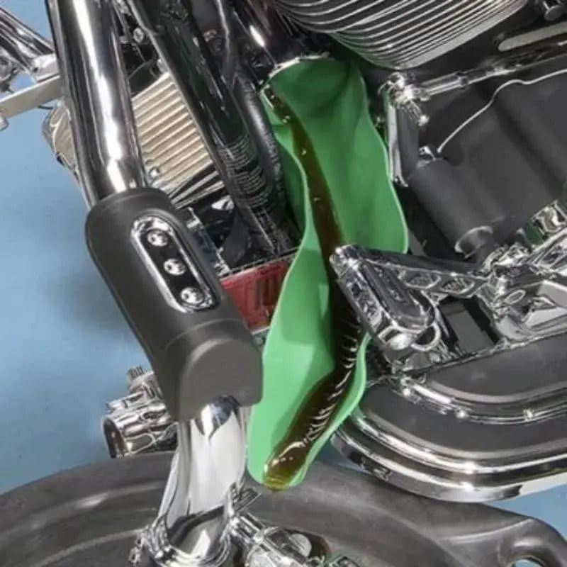 Entonnoir Flexible accessoire de vidange - Le Pratique du Motard